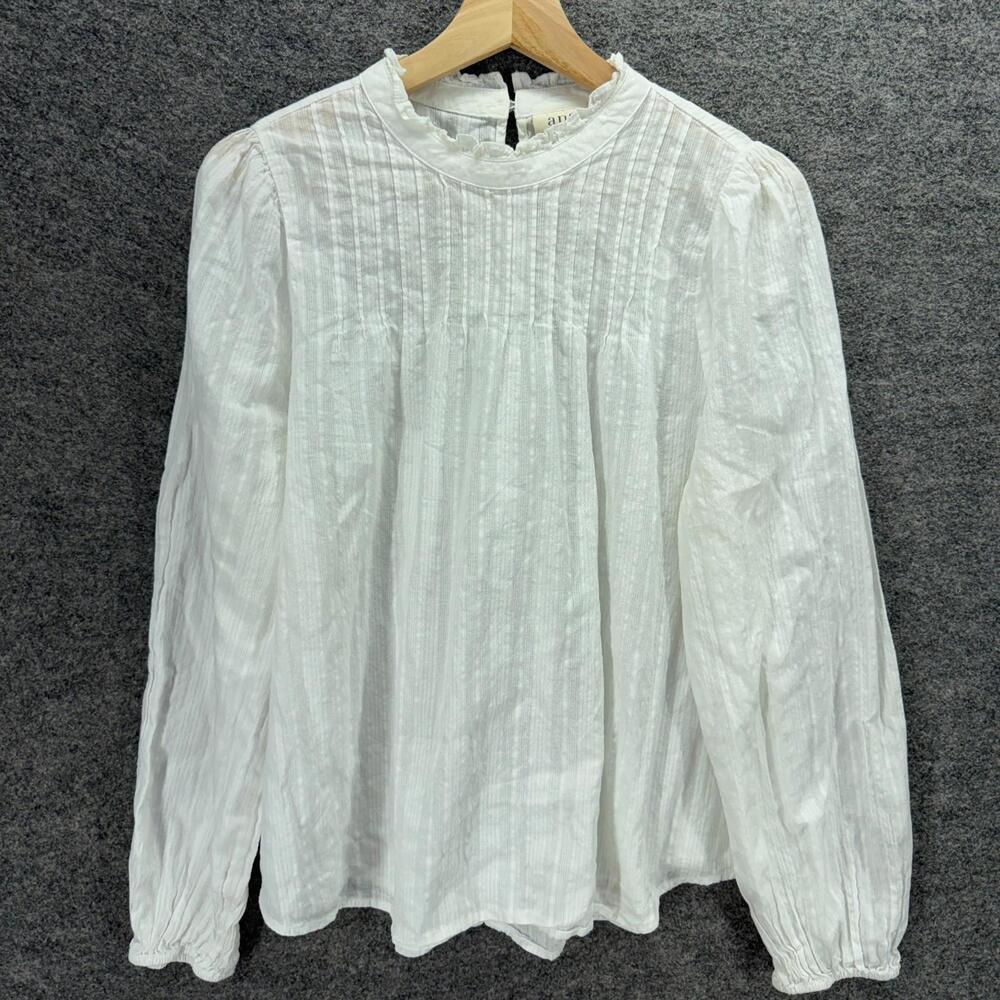 A New Approach Blouse Women M Medium White Striped Crew Neck Long Sleeve Casual